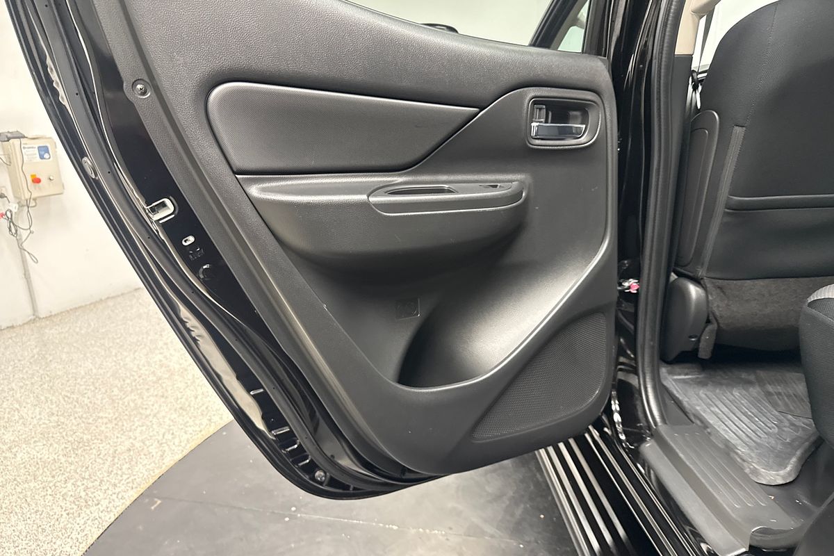2019 Mitsubishi Triton GLX+ MR 4X4