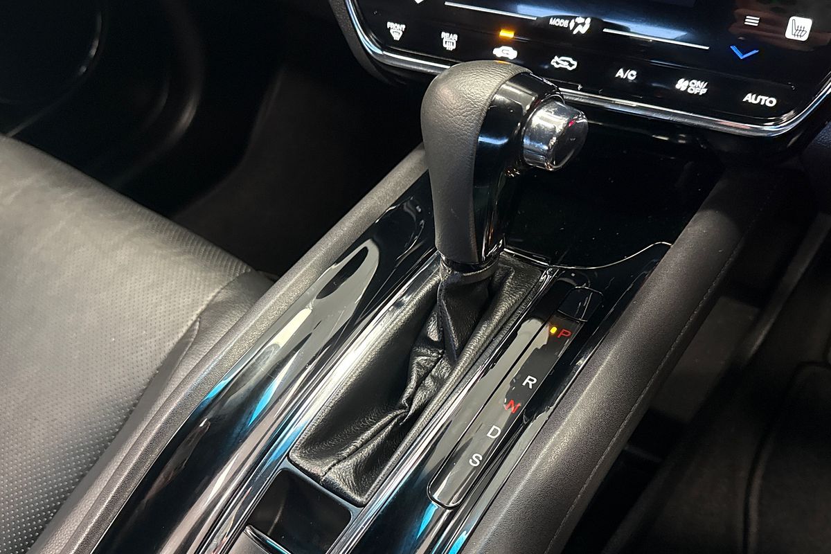 2019 Honda HR-V RS
