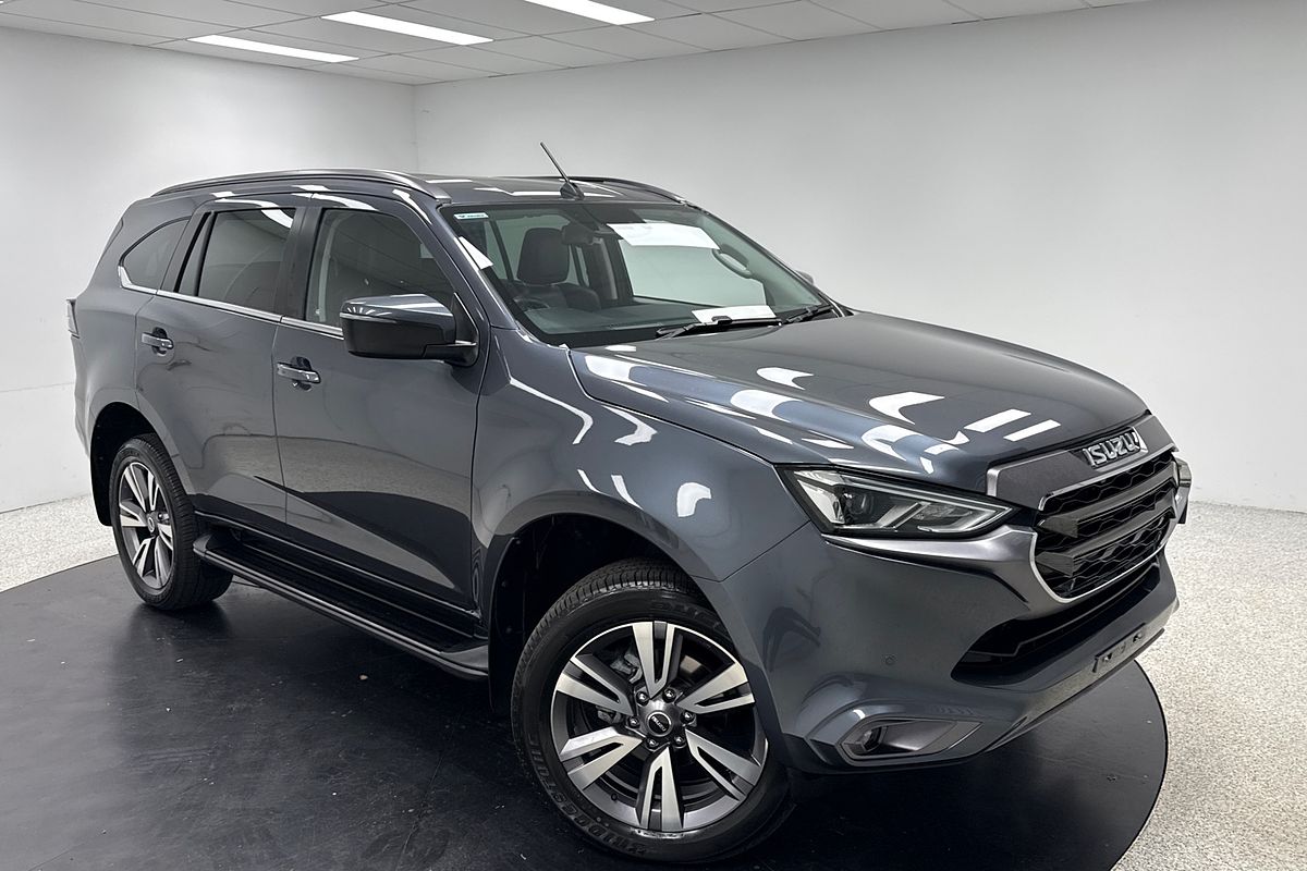 2023 Isuzu MU-X LS-T