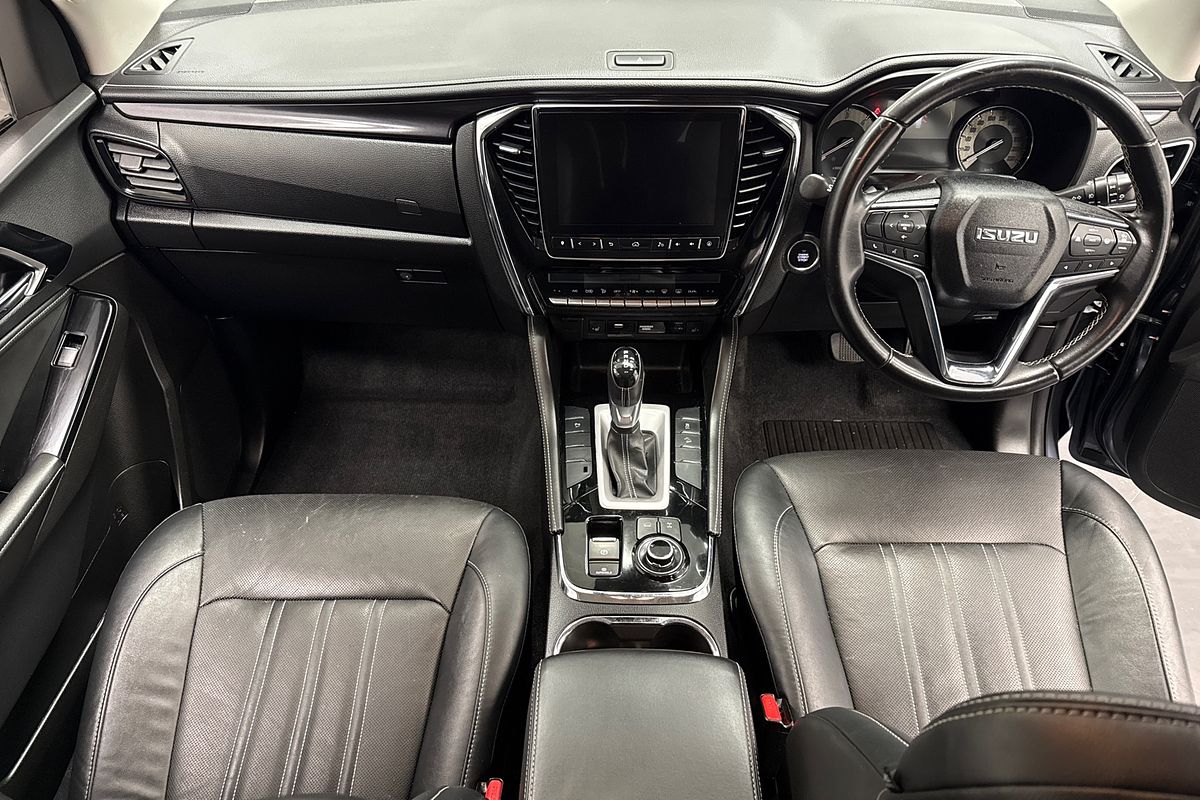 2023 Isuzu MU-X LS-T