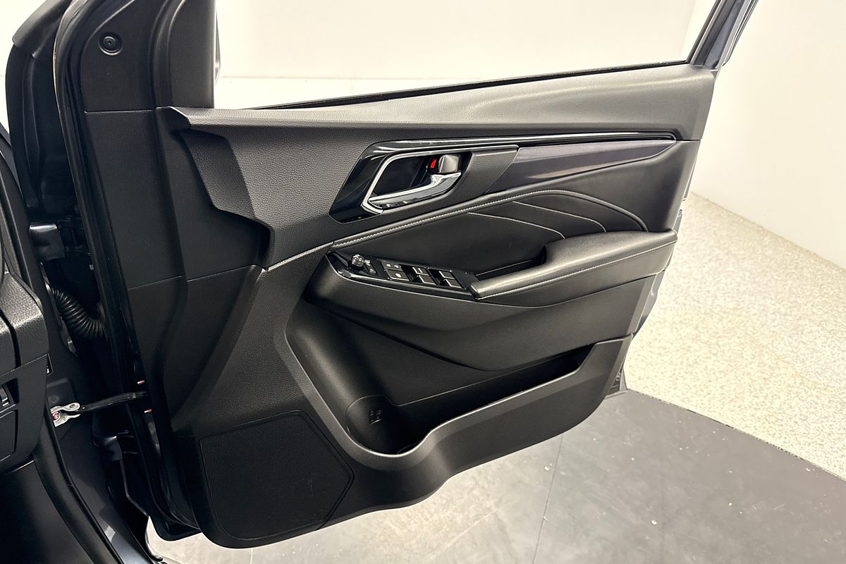 2023 Isuzu MU-X LS-T