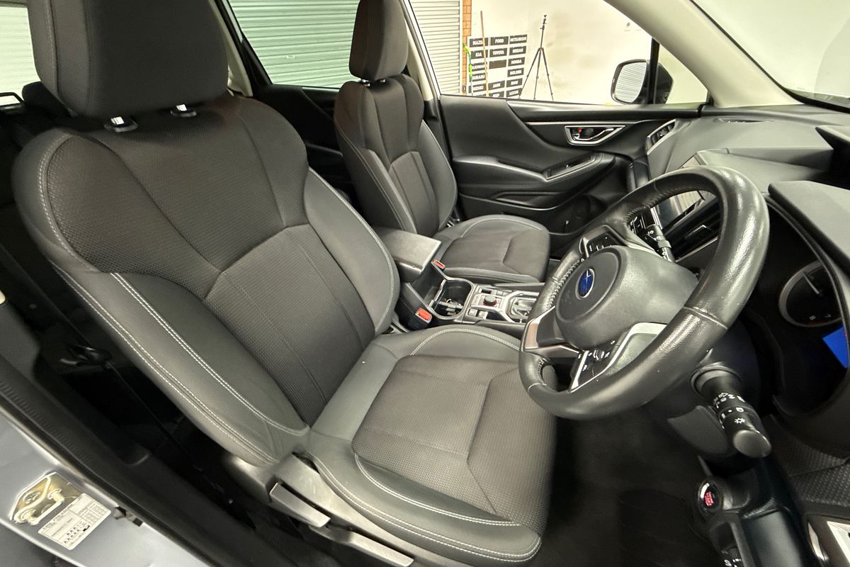 2020 Subaru Forester 2.5i S5