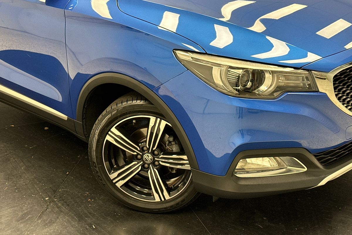 2020 MG ZS Essence AZS1