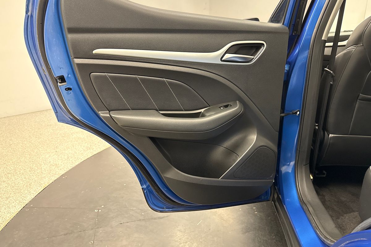2020 MG ZS Essence AZS1