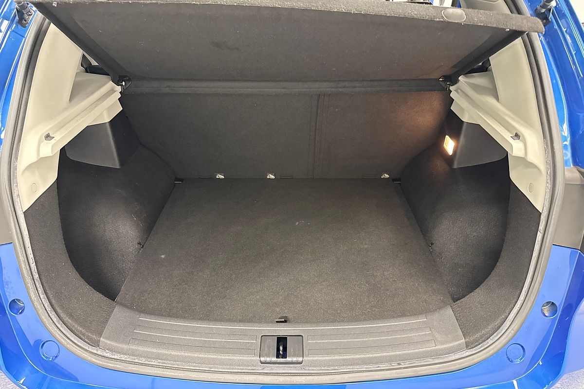 2020 MG ZS Essence AZS1