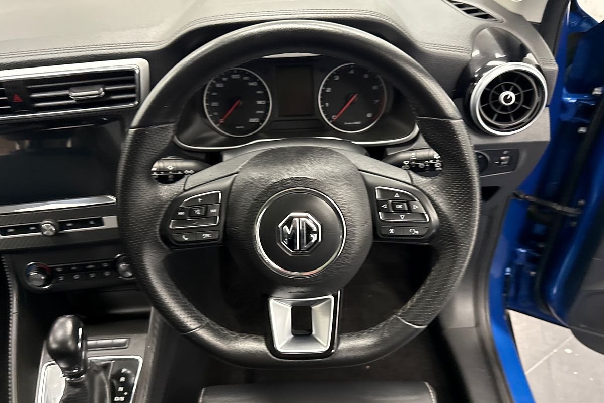 2020 MG ZS Essence AZS1