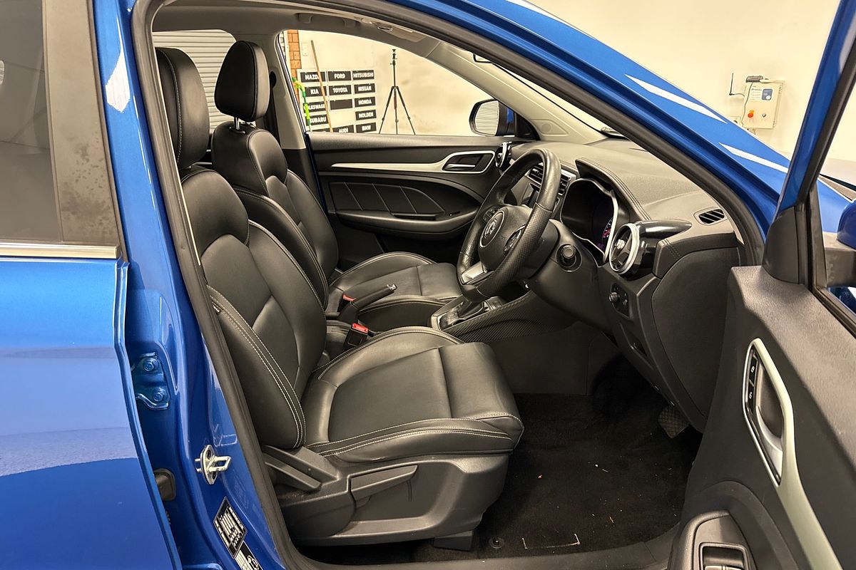 2020 MG ZS Essence AZS1