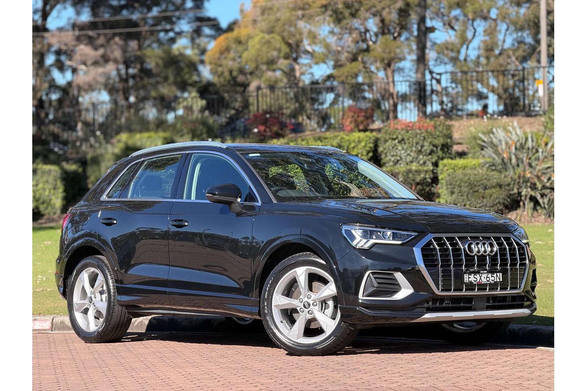 2022 Audi Q3 35 TFSI F3