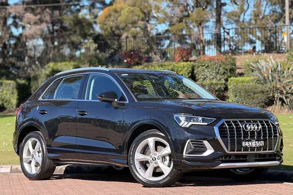 2022 Audi Q3 35 TFSI F3