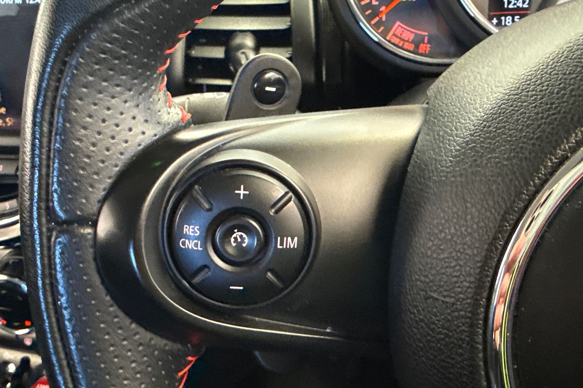 2018 MINI Hatch Cooper S F56 LCI