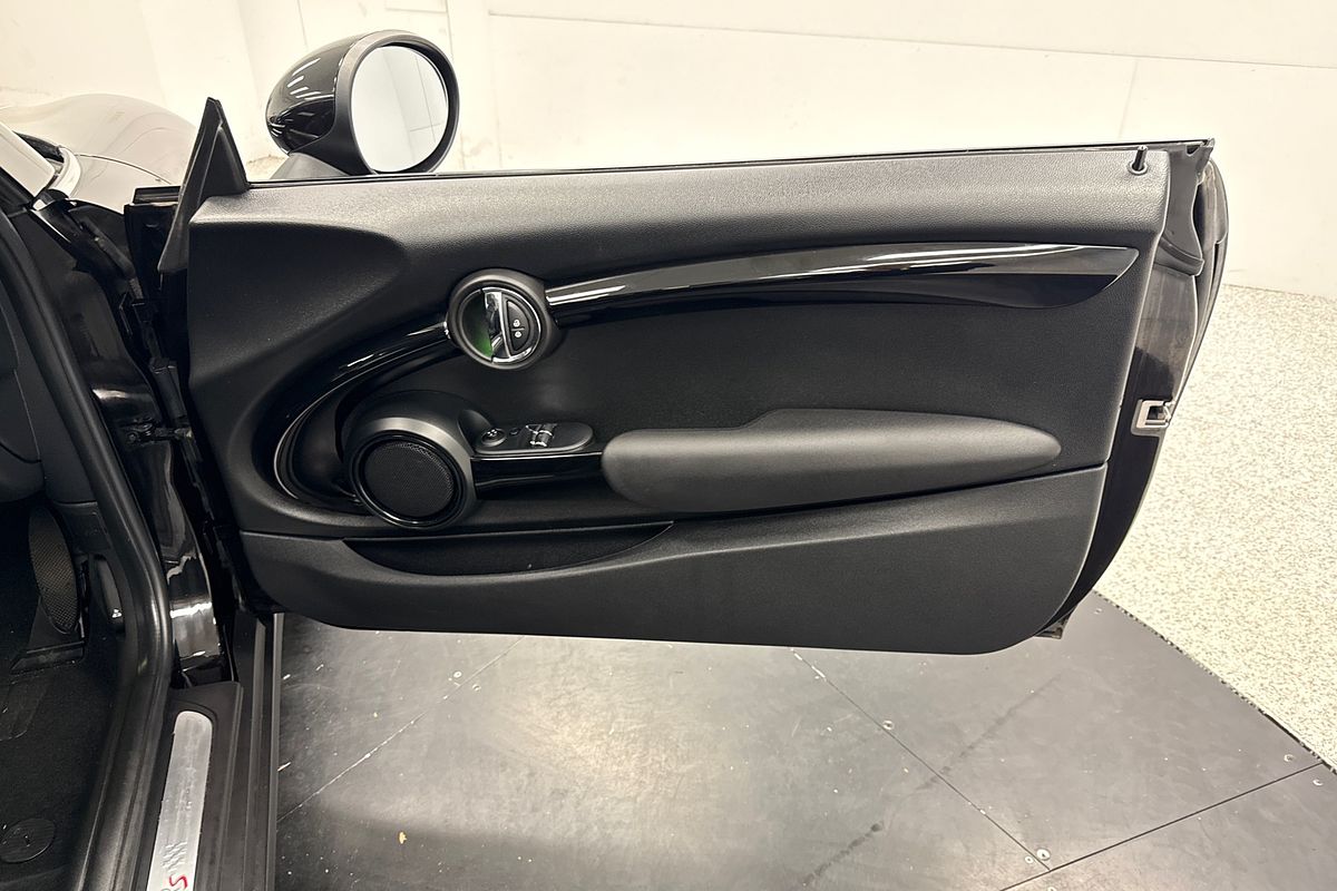 2018 MINI Hatch Cooper S F56 LCI