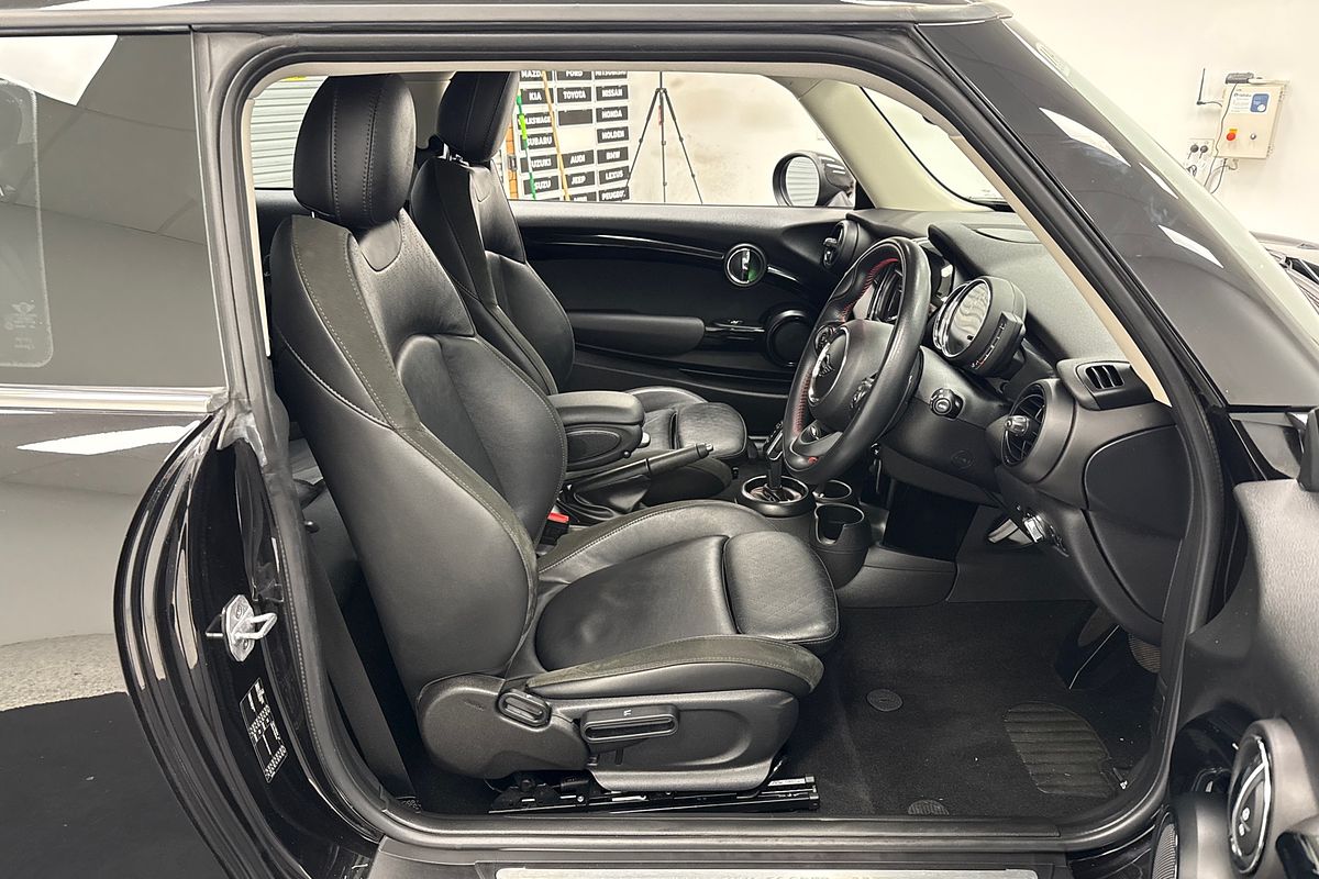 2018 MINI Hatch Cooper S F56 LCI