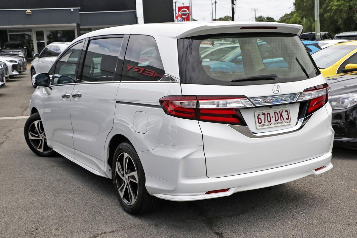 2015 Honda Odyssey VTi-L 5th Gen