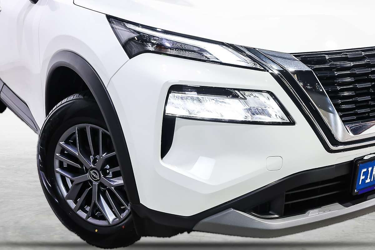 2024 Nissan X-TRAIL ST T33