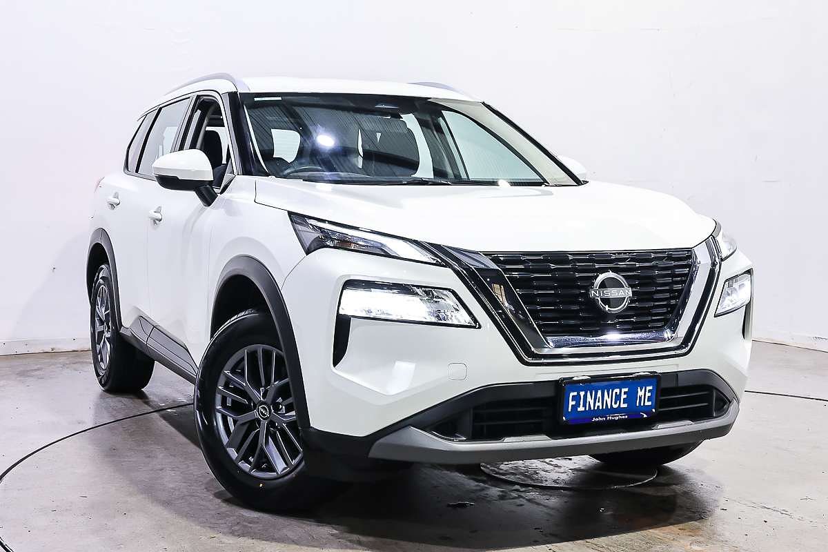 2024 Nissan X-TRAIL ST T33
