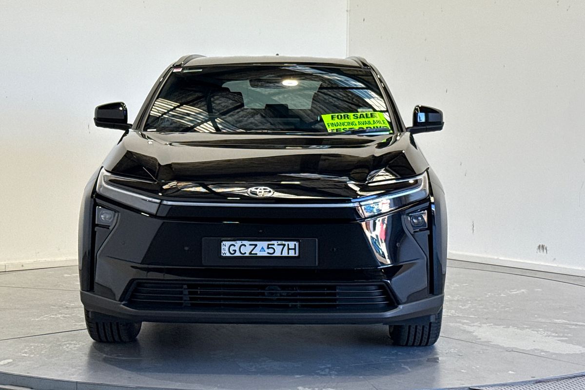2025 Toyota bZ4X XEAM11R