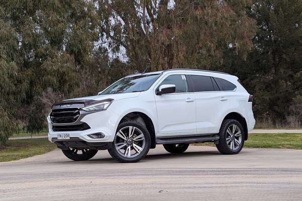 2023 Isuzu MU-X LS-T