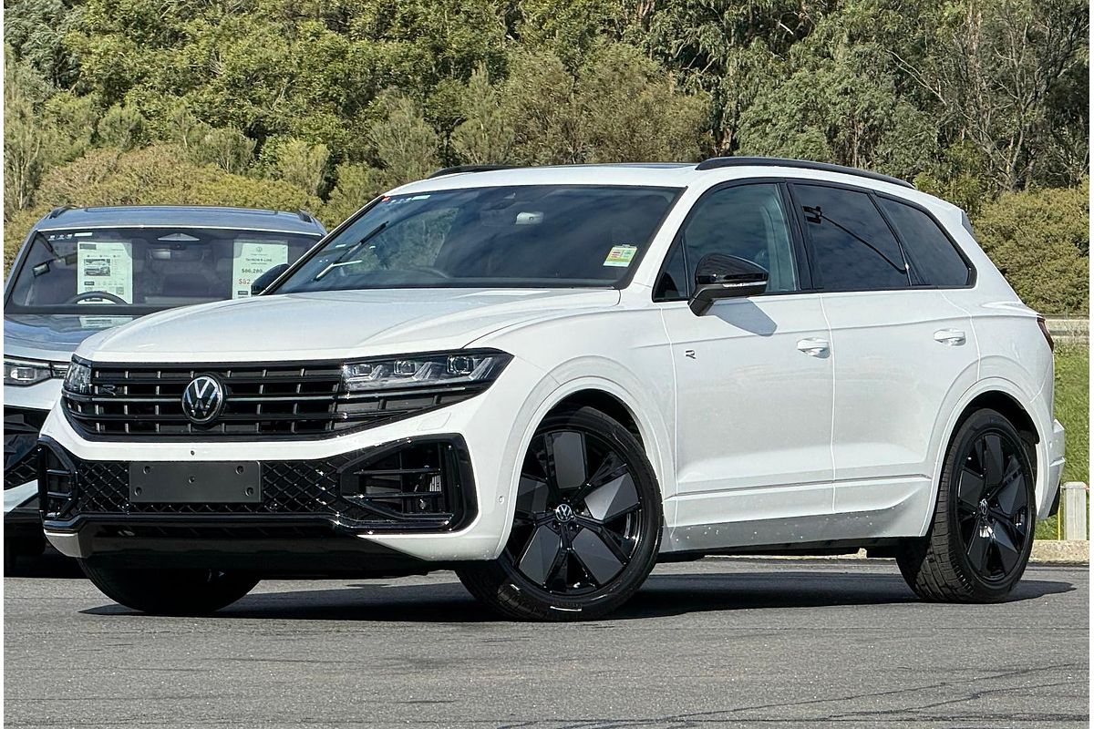 2026 Volkswagen Touareg 210TDI Wolfsburg Edition RC