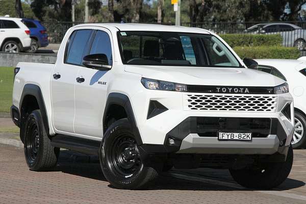 2025 Toyota Hilux SR 48V GUN126R 4X4