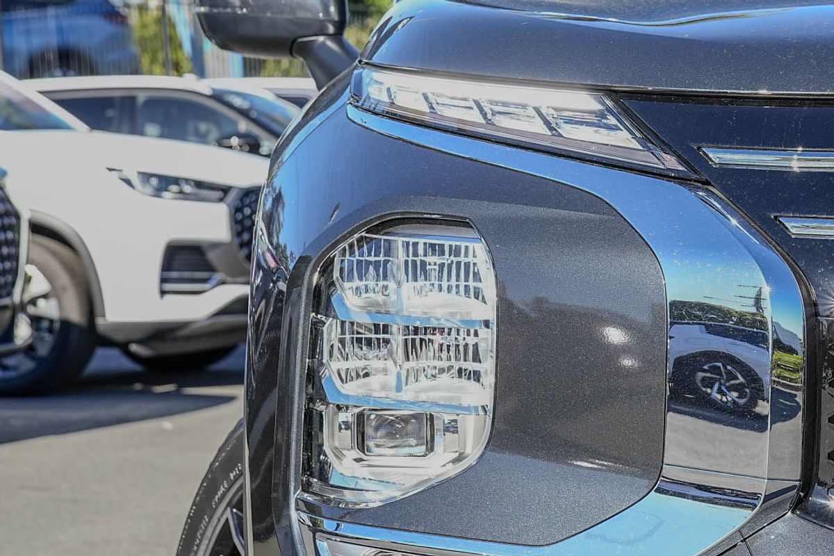 2025 Mitsubishi Outlander Aspire ZM