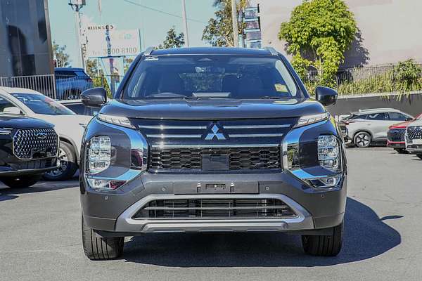 2025 Mitsubishi Outlander Aspire ZM thumb-2