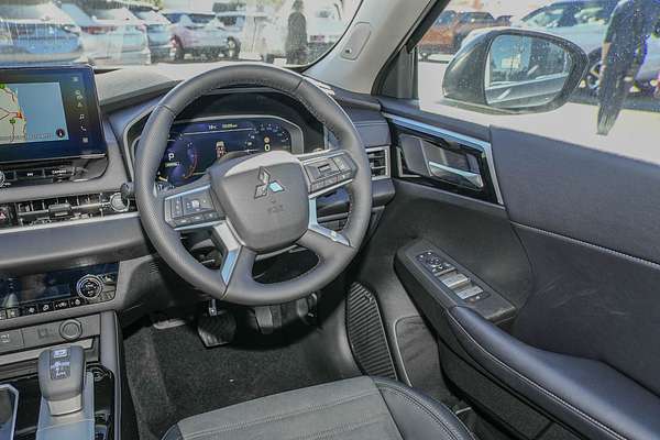 2025 Mitsubishi Outlander Aspire ZM thumb-17