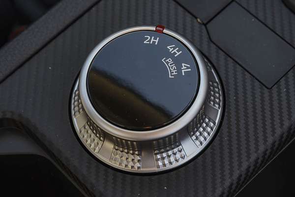 2026 Mitsubishi Triton GLX MV 4X4 thumb-12