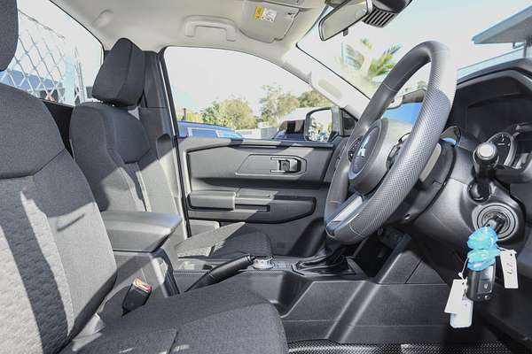 2026 Mitsubishi Triton GLX MV 4X4 thumb-8