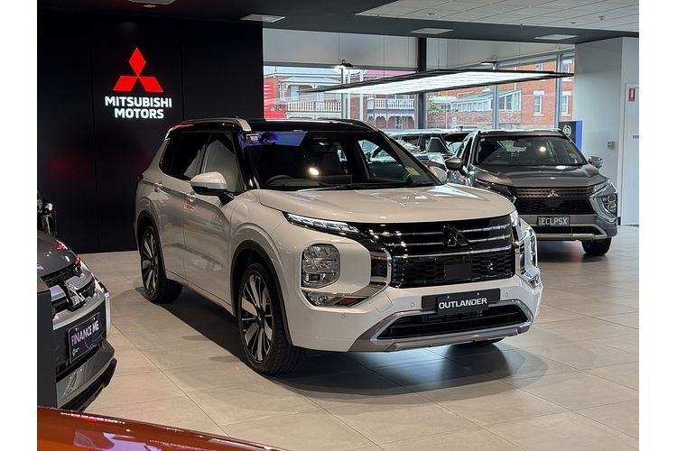 2025 Mitsubishi Outlander PHEV Exceed Tourer ZM
