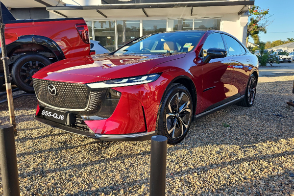 2026 Mazda 6e E35 Atenza