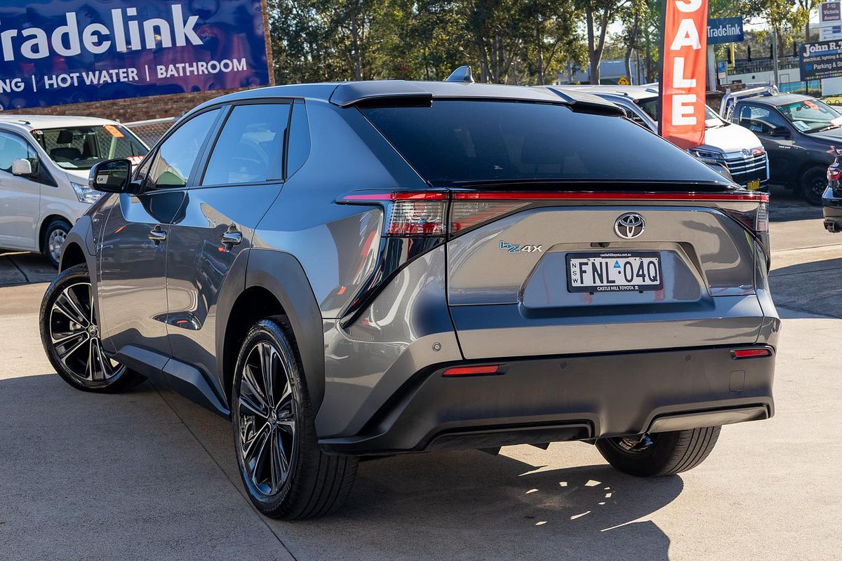 2024 Toyota bZ4X XEAM10R