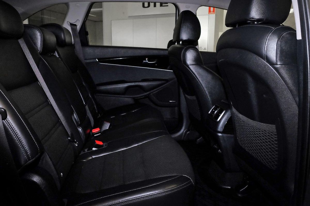 2018 Kia Sorento SLi UM image 10
