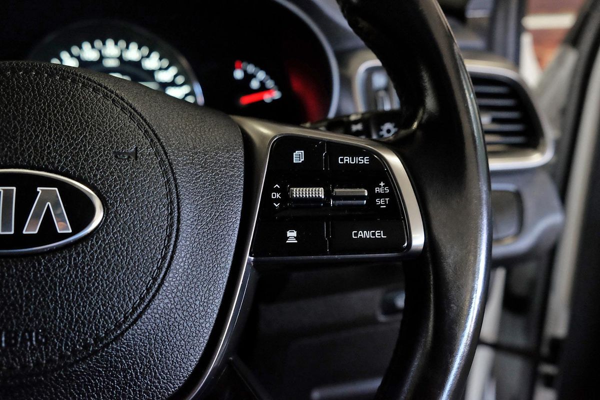 2018 Kia Sorento SLi UM image 16