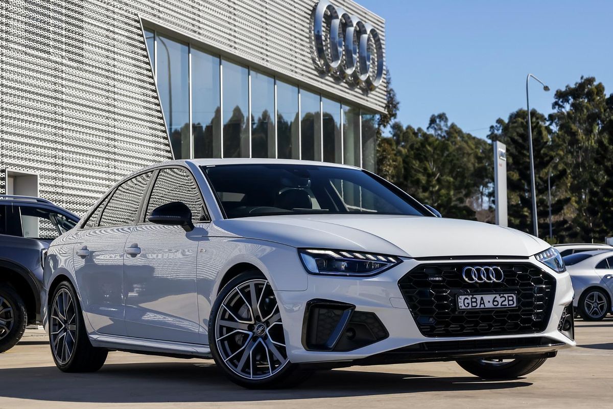 2021 Audi A4 45 TFSI S line B9
