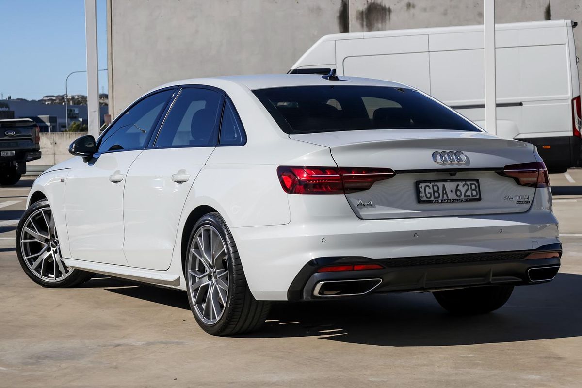 2021 Audi A4 45 TFSI S line B9