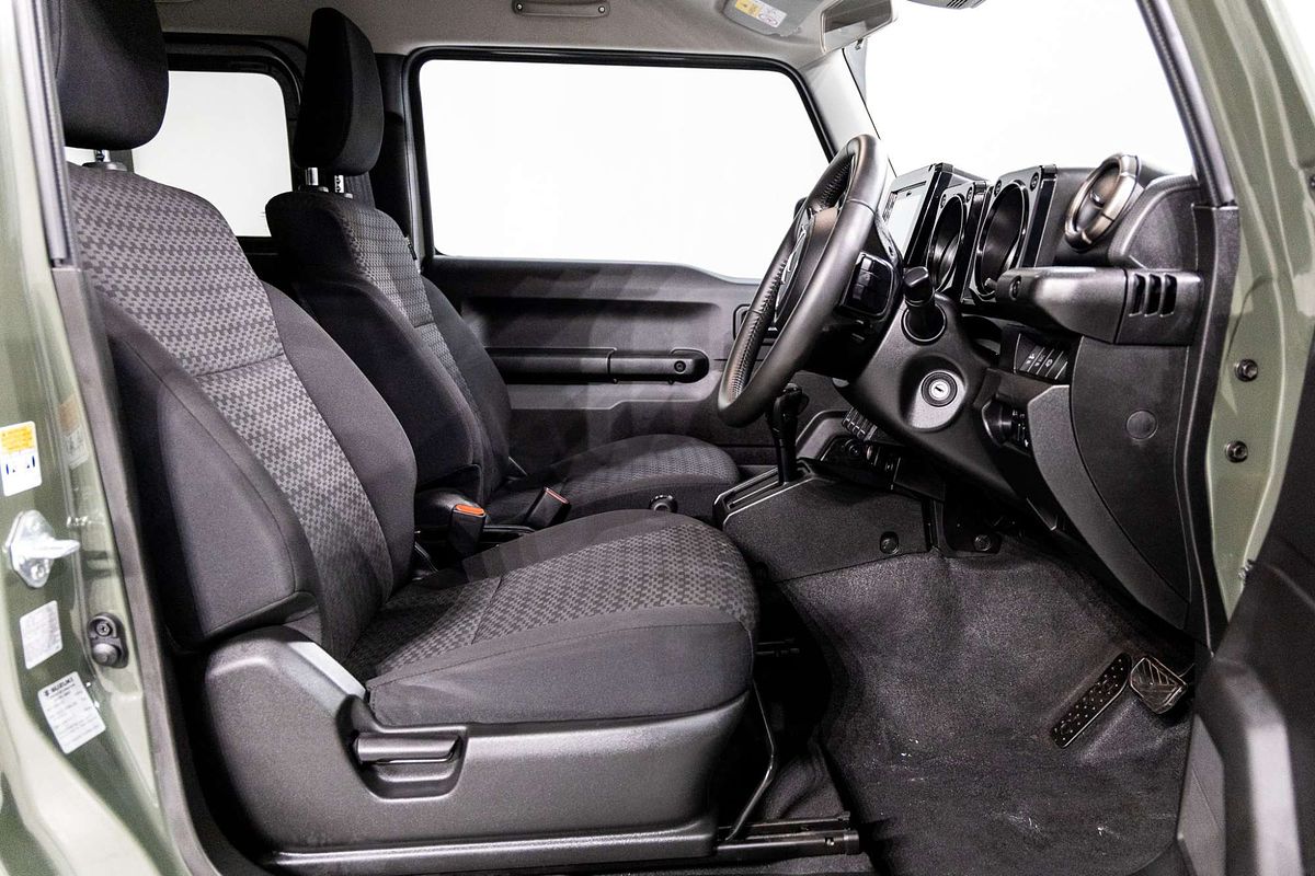 2025 Suzuki Jimny GLX GJ