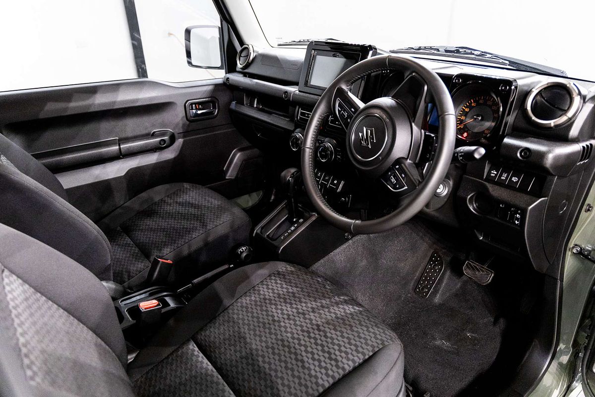 2025 Suzuki Jimny GLX GJ