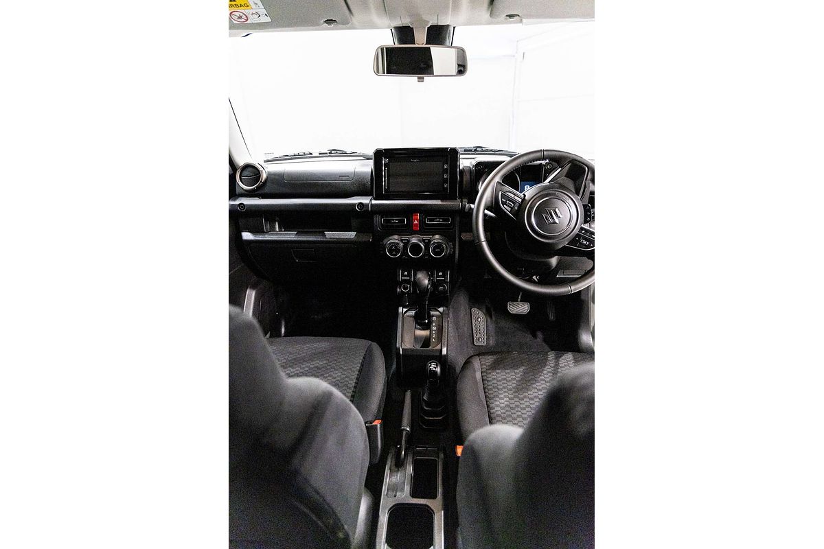 2025 Suzuki Jimny GLX GJ