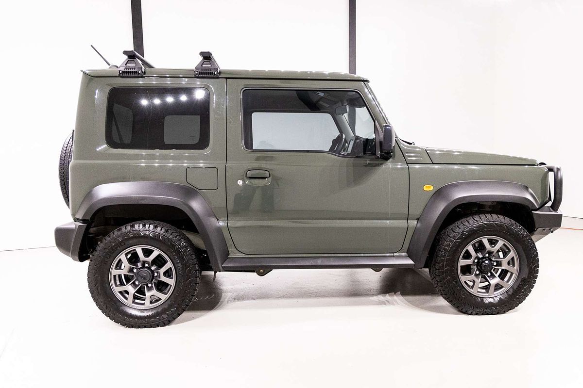 2025 Suzuki Jimny GLX GJ
