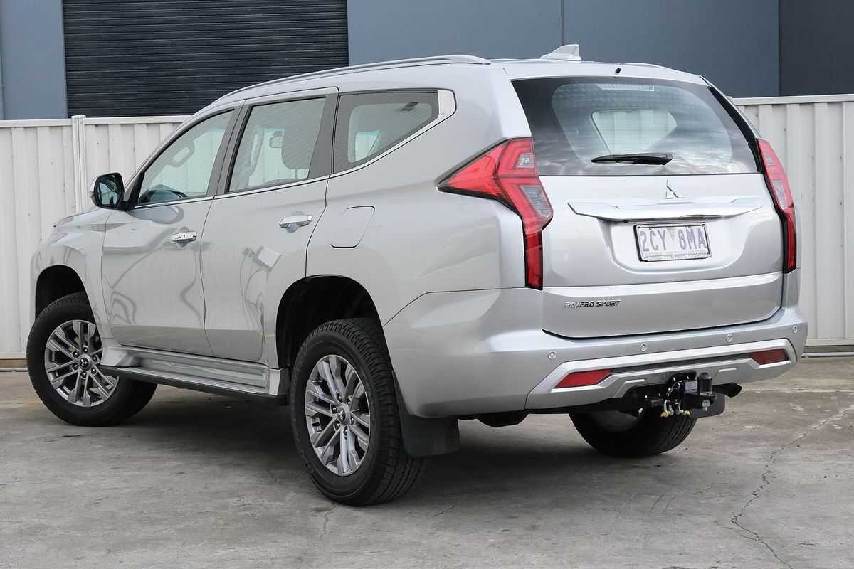 2024 Mitsubishi Pajero Sport GLX QF
