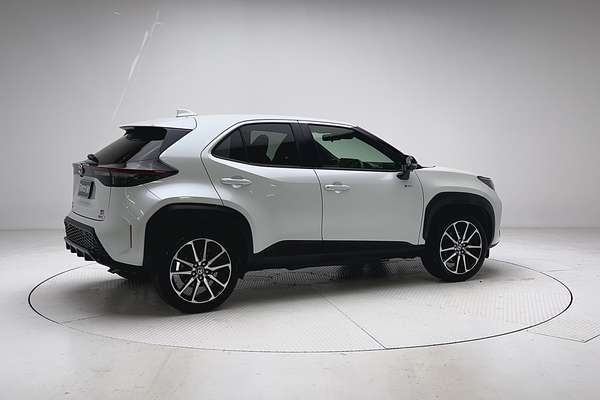 2024 Toyota Yaris Cross GR Sport MXPJ10R thumb-7