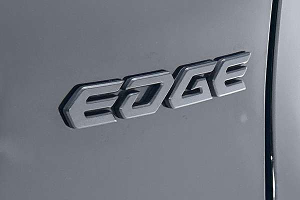 2020 Toyota RAV4 Edge AXAA54R thumb-21