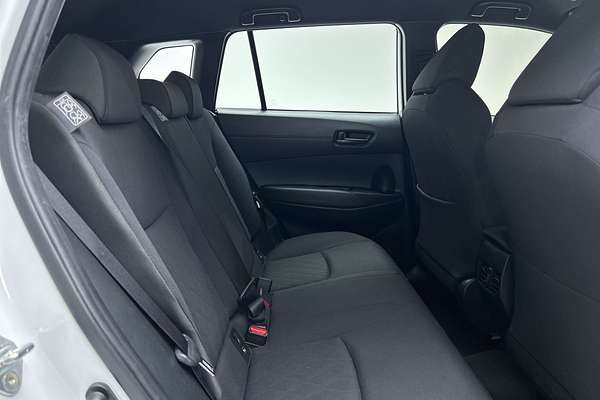 2024 Toyota Corolla Cross GX MXGH10R thumb-11
