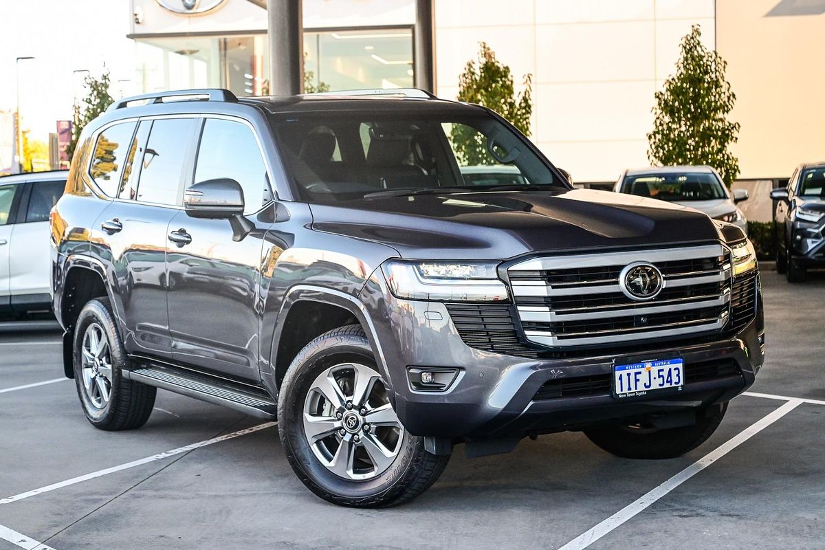 2024 Toyota Landcruiser VX FJA300R