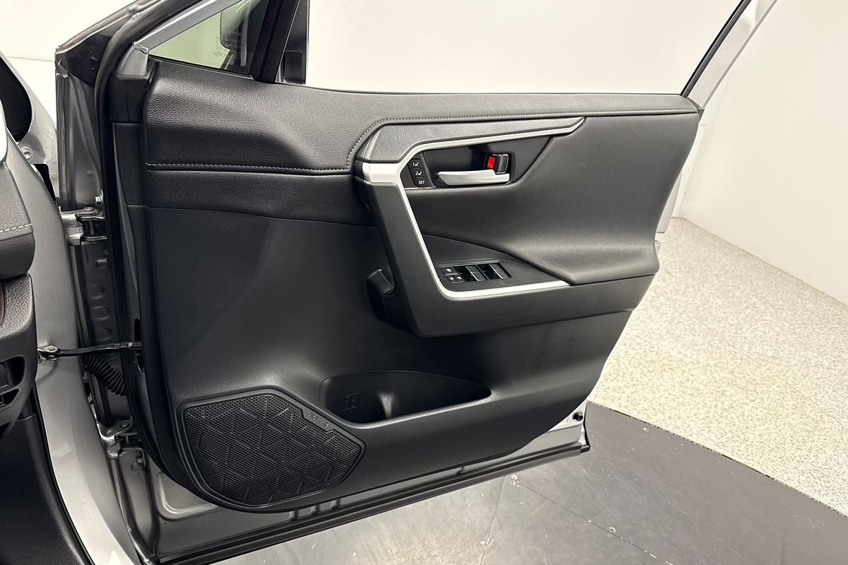 2019 Toyota RAV4 Cruiser MXAA52R