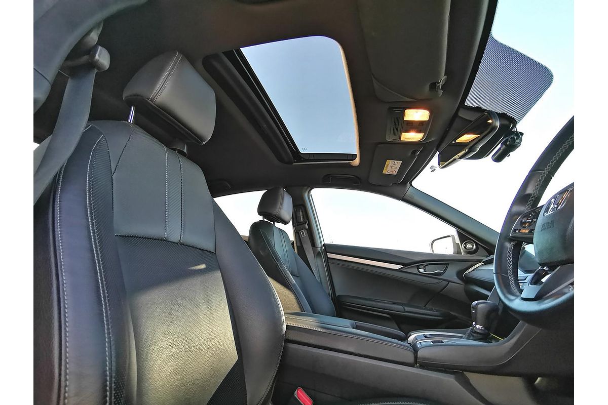 2019 Honda Civic VTi-LX 10th Gen