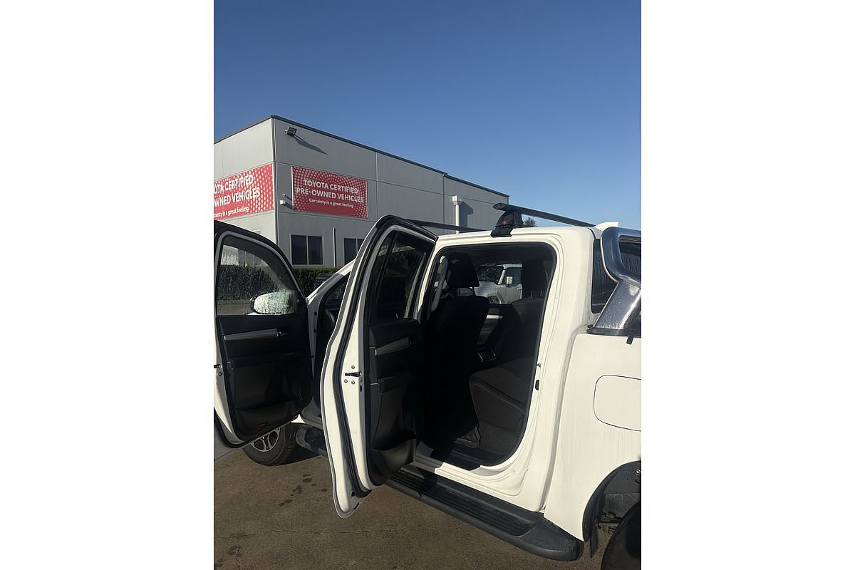 2021 Toyota Hilux SR5 GUN126R 4X4