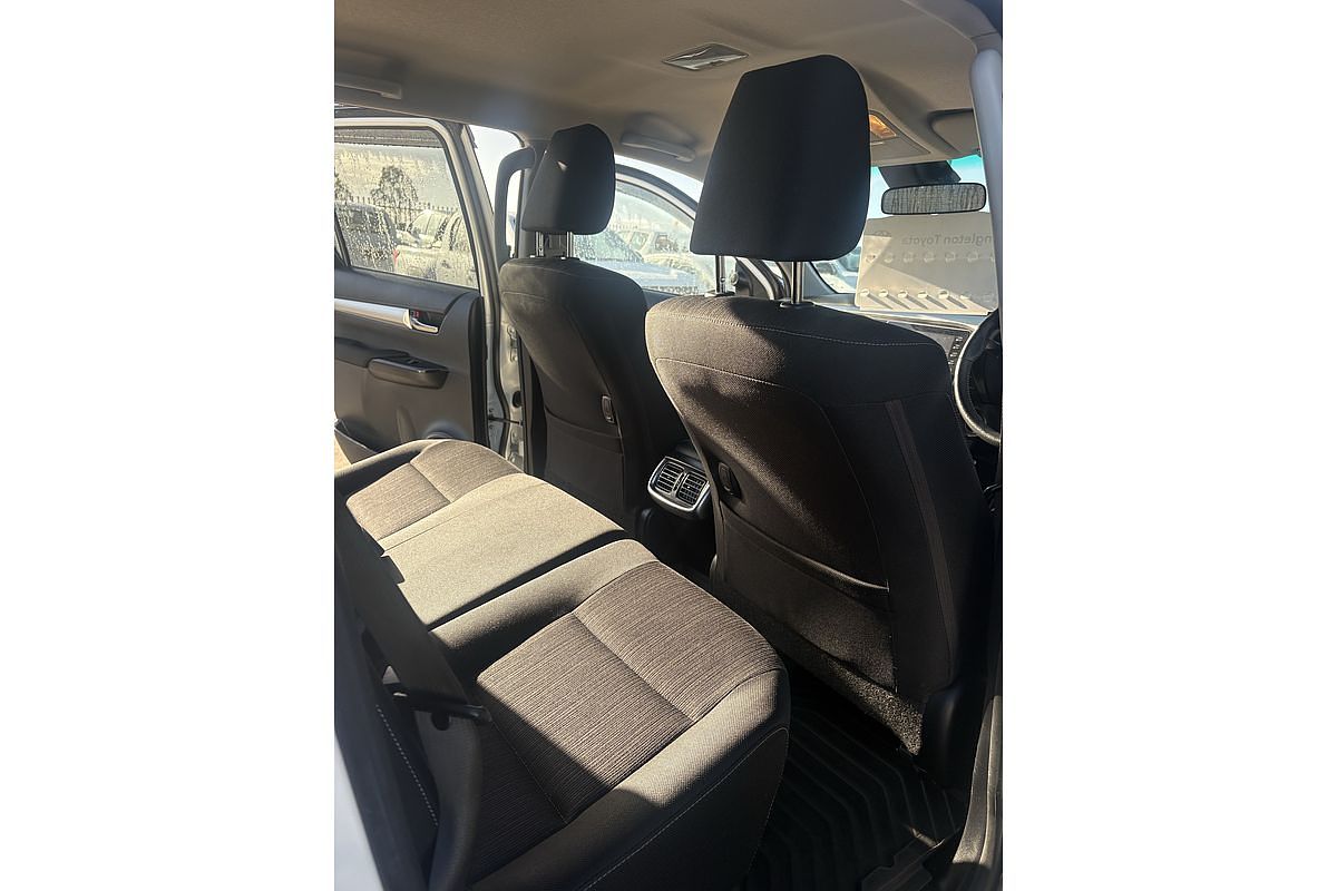 2021 Toyota Hilux SR5 GUN126R 4X4