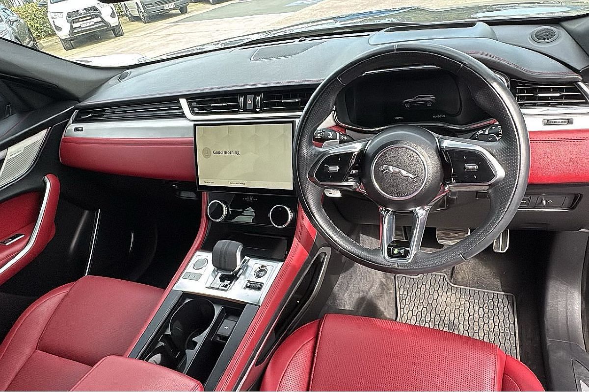 2023 Jaguar F-PACE P250 R-Dynamic SE X761