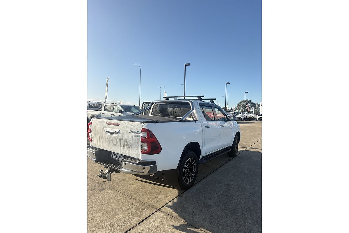 2021 Toyota Hilux SR5 GUN126R 4X4